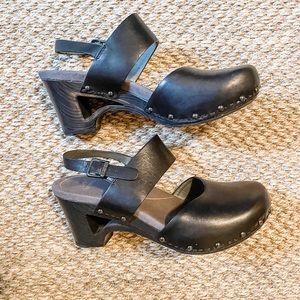 Dansko Black Leather Thea Mary Jane Clog
